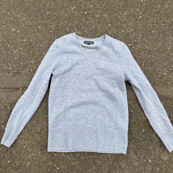 Saks Fifth Avenue Sweaters - Saks‎ fifth avenue 100% cashmere blue sweater  XS